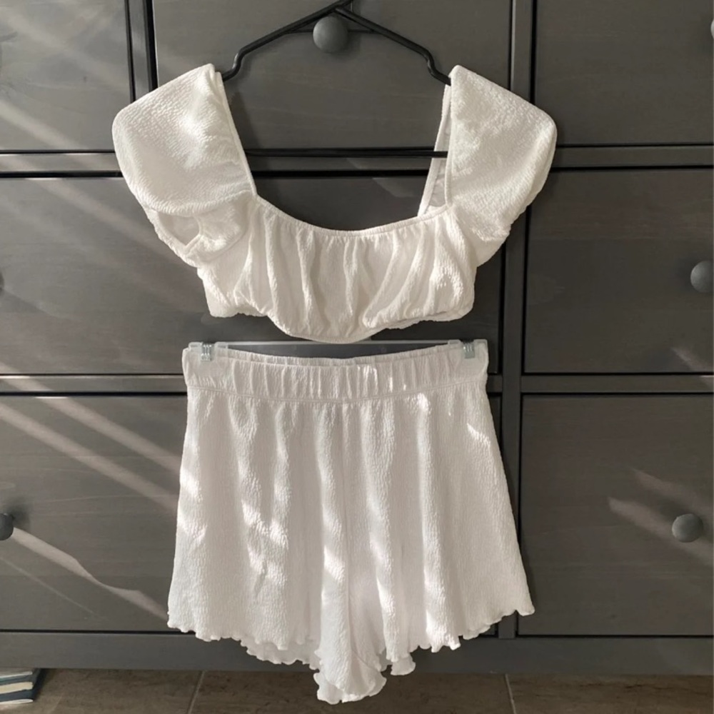 H&M cropped short set xs